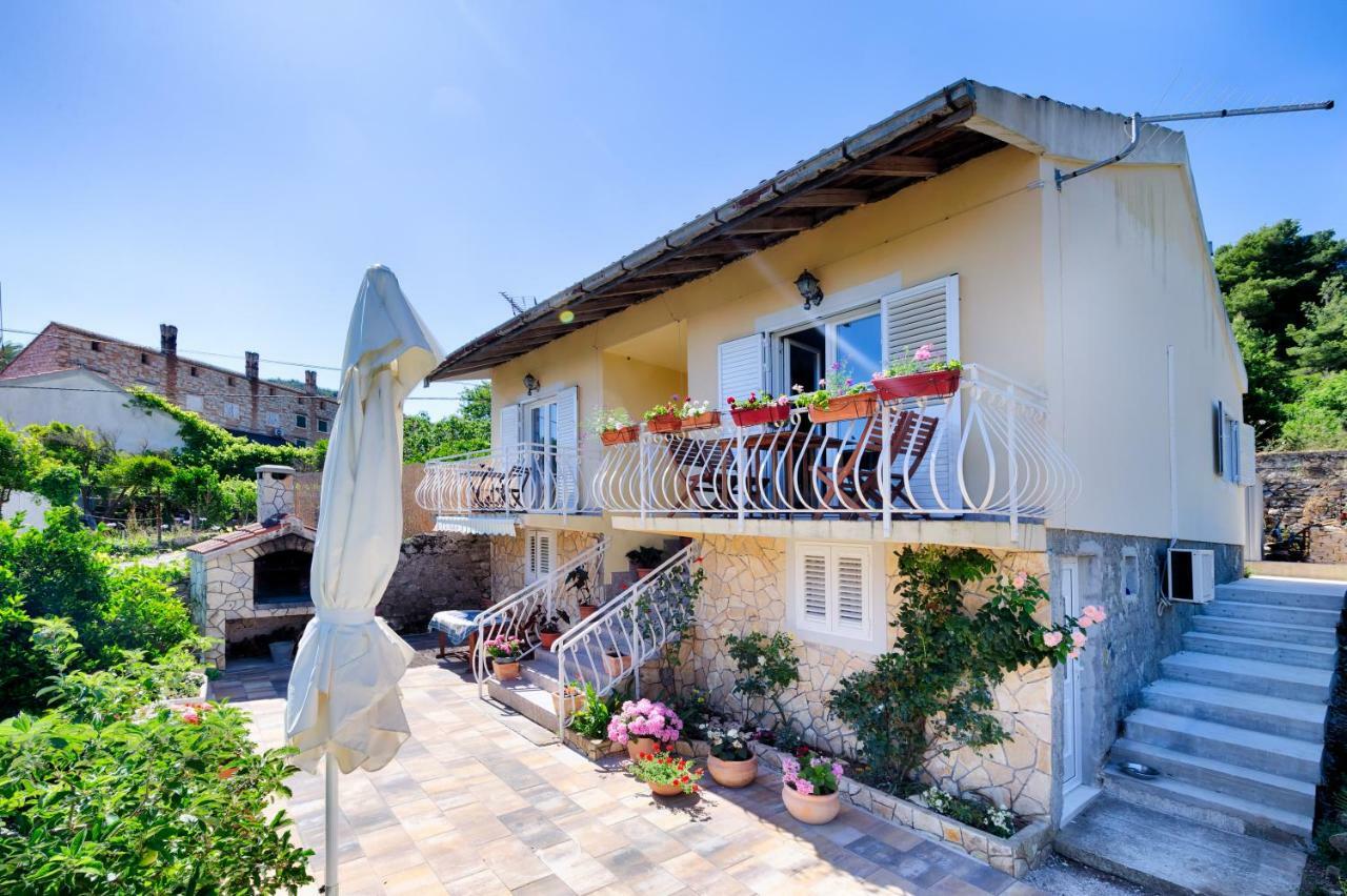 Apartman Prosperino Apartment *